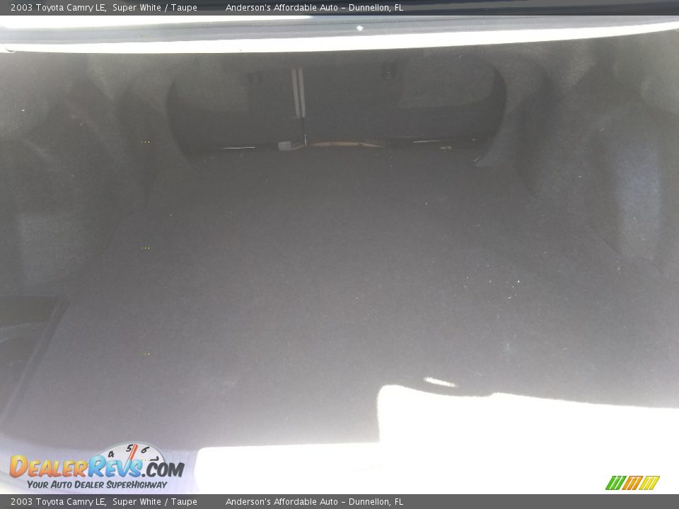 2003 Toyota Camry LE Super White / Taupe Photo #22