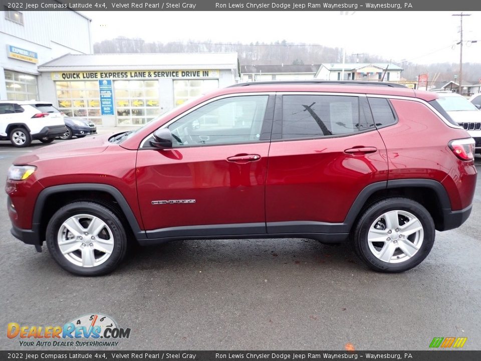 2022 Jeep Compass Latitude 4x4 Velvet Red Pearl / Steel Gray Photo #2