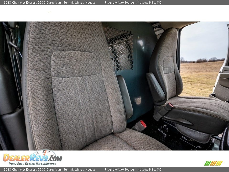 2013 Chevrolet Express 2500 Cargo Van Summit White / Neutral Photo #26