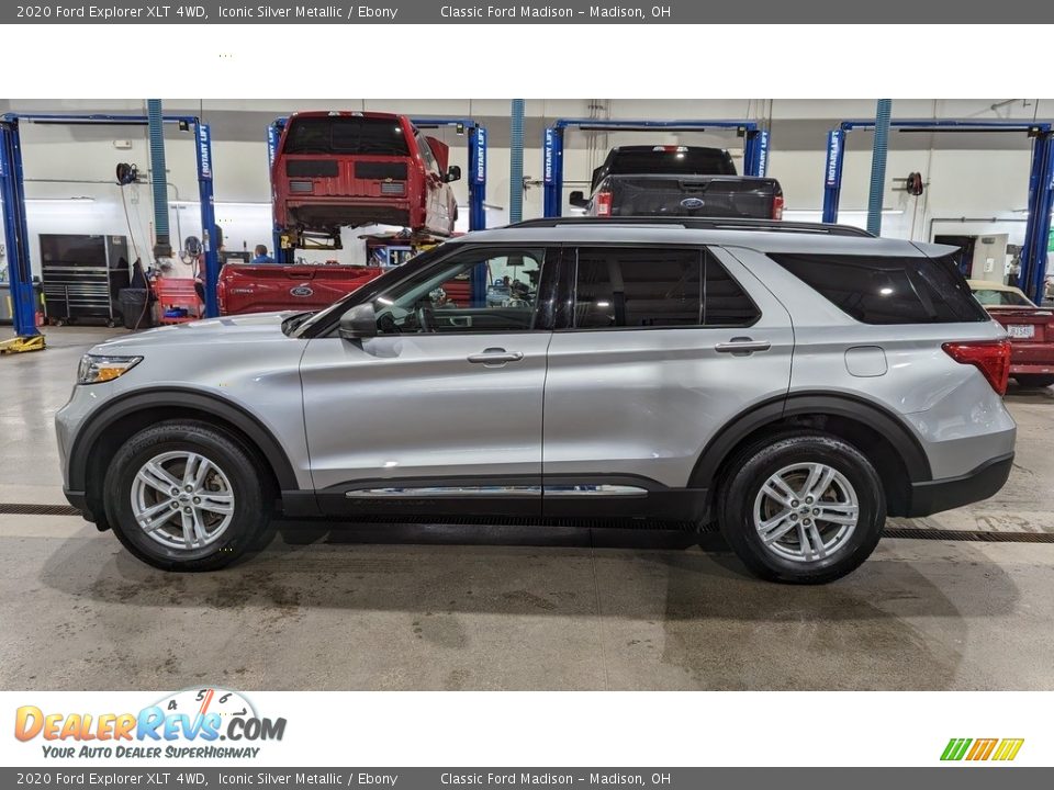 2020 Ford Explorer XLT 4WD Iconic Silver Metallic / Ebony Photo #2