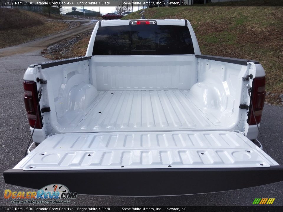 2022 Ram 1500 Laramie Crew Cab 4x4 Bright White / Black Photo #8