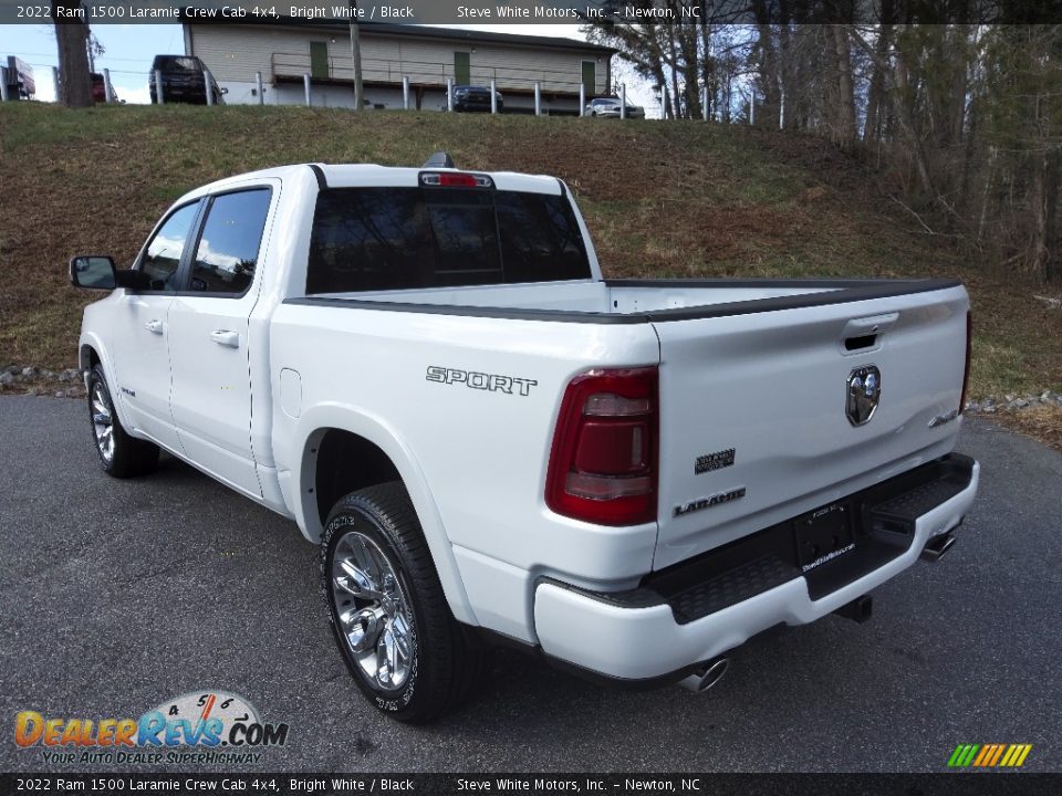 2022 Ram 1500 Laramie Crew Cab 4x4 Bright White / Black Photo #9