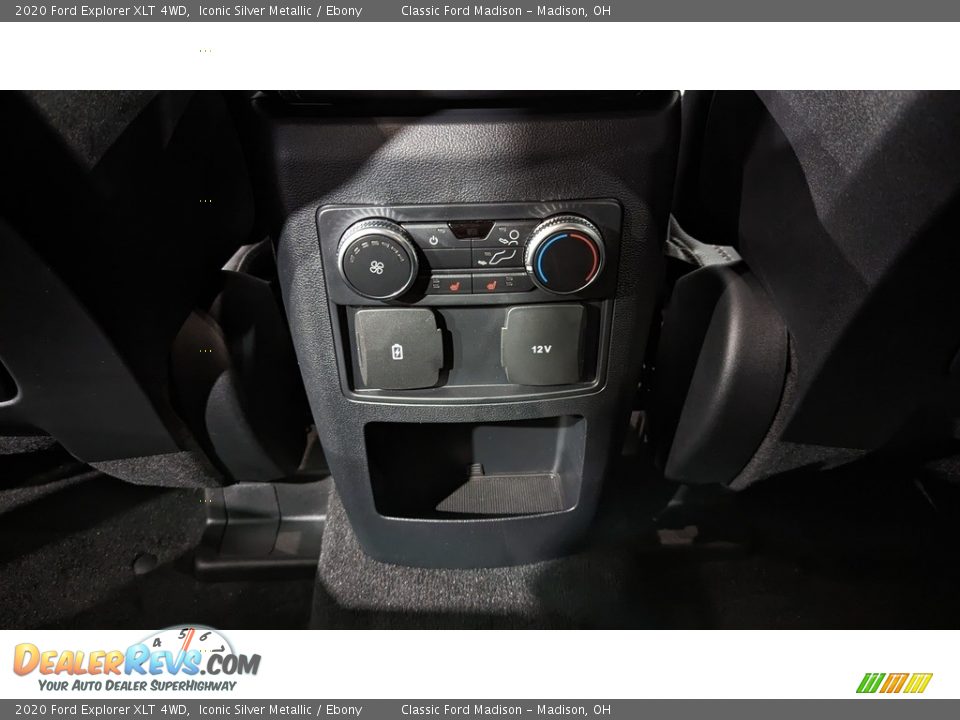 2020 Ford Explorer XLT 4WD Iconic Silver Metallic / Ebony Photo #15