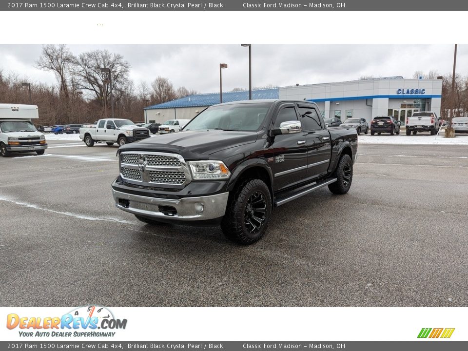 2017 Ram 1500 Laramie Crew Cab 4x4 Brilliant Black Crystal Pearl / Black Photo #1