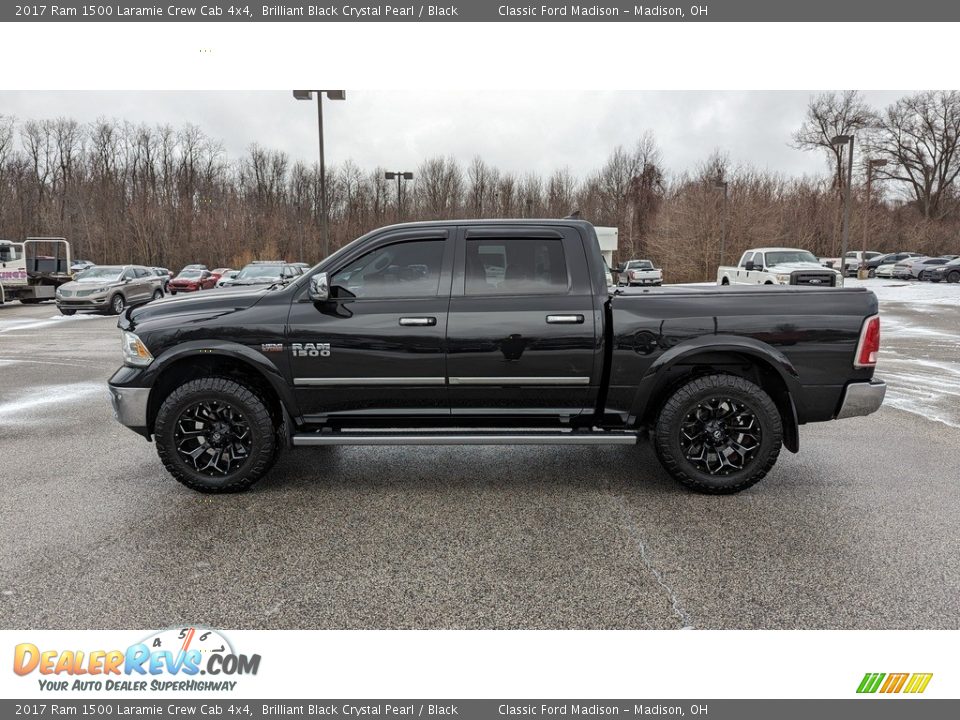 2017 Ram 1500 Laramie Crew Cab 4x4 Brilliant Black Crystal Pearl / Black Photo #2