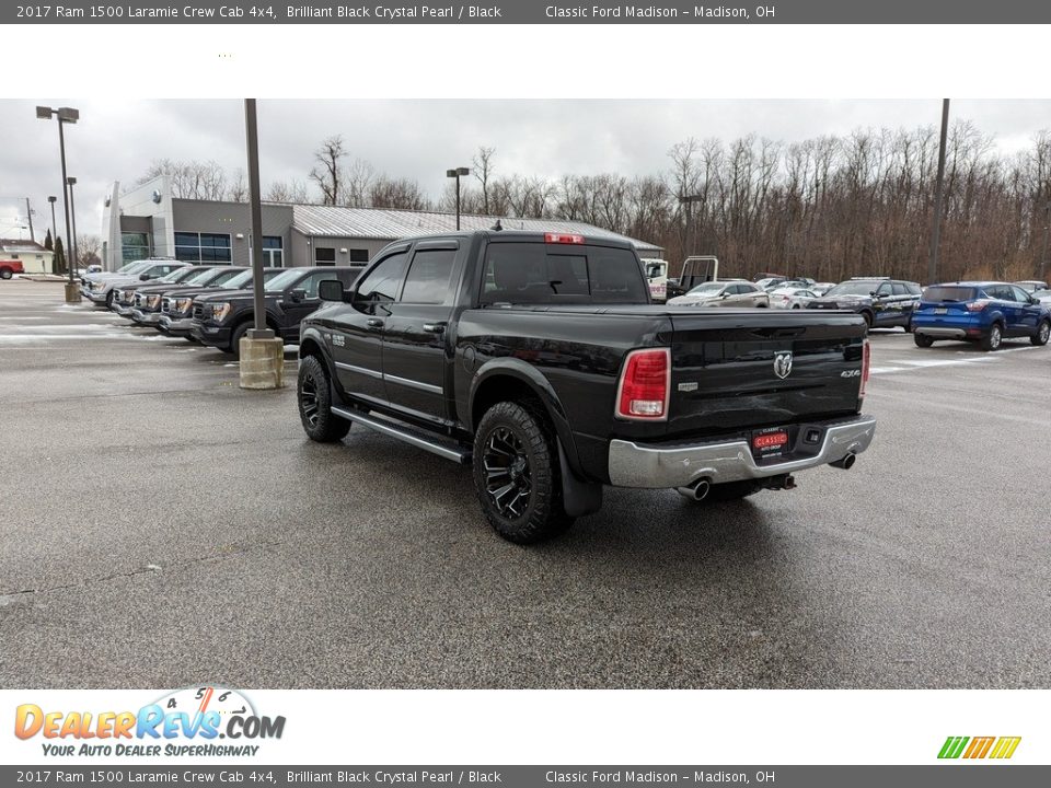 2017 Ram 1500 Laramie Crew Cab 4x4 Brilliant Black Crystal Pearl / Black Photo #3