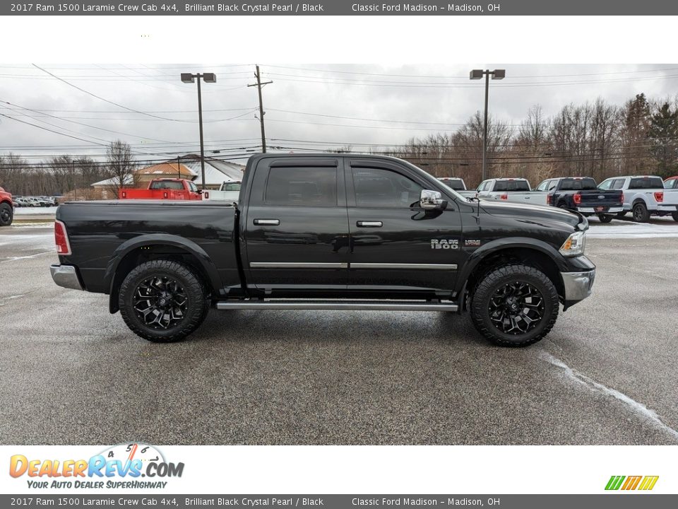 2017 Ram 1500 Laramie Crew Cab 4x4 Brilliant Black Crystal Pearl / Black Photo #6