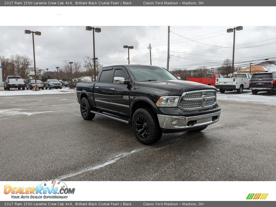 2017 Ram 1500 Laramie Crew Cab 4x4 Brilliant Black Crystal Pearl / Black Photo #7