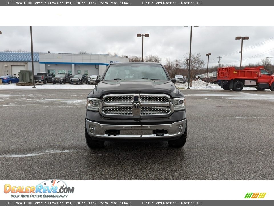 2017 Ram 1500 Laramie Crew Cab 4x4 Brilliant Black Crystal Pearl / Black Photo #8