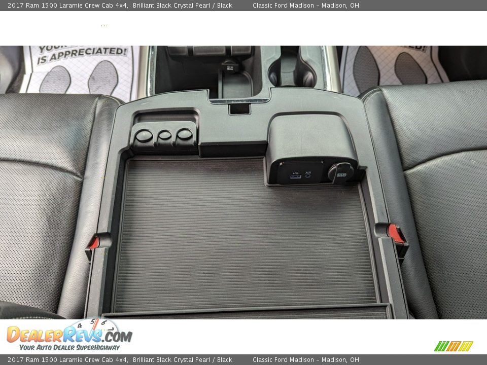 2017 Ram 1500 Laramie Crew Cab 4x4 Brilliant Black Crystal Pearl / Black Photo #14