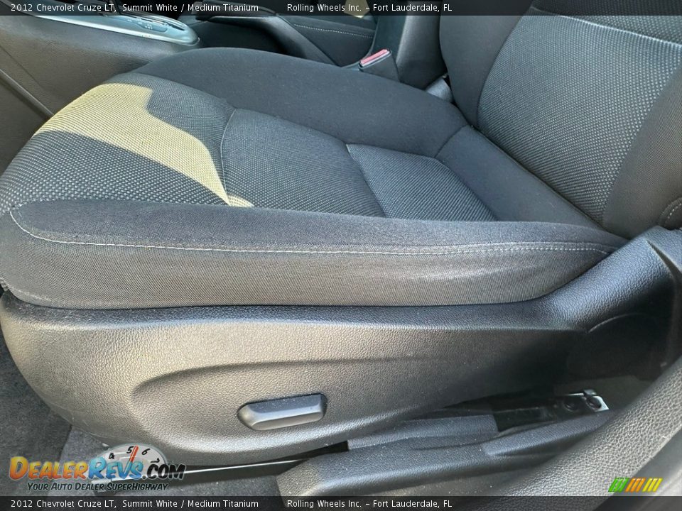 2012 Chevrolet Cruze LT Summit White / Medium Titanium Photo #16