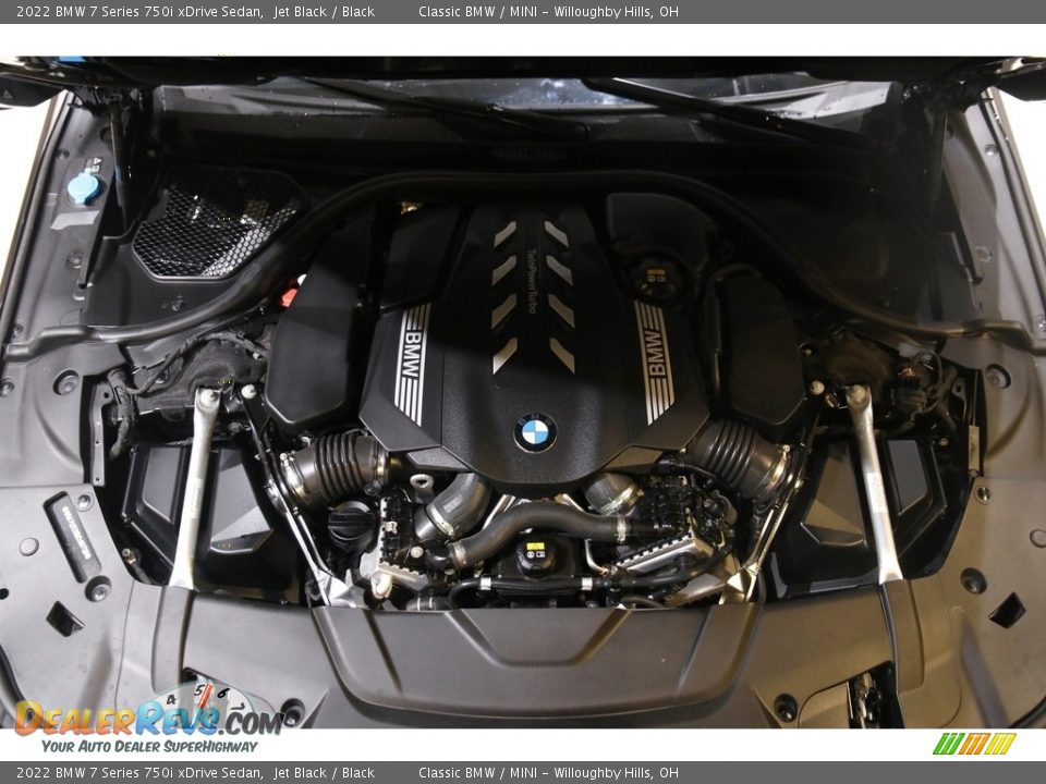2022 BMW 7 Series 750i xDrive Sedan 4.4 Liter M TwinPower Turbocharged DOHC 32-Valve VVT V8 Engine Photo #24
