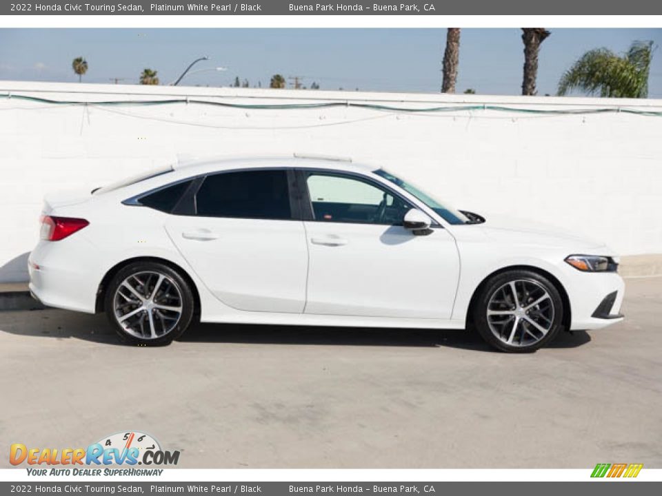 2022 Honda Civic Touring Sedan Platinum White Pearl / Black Photo #12