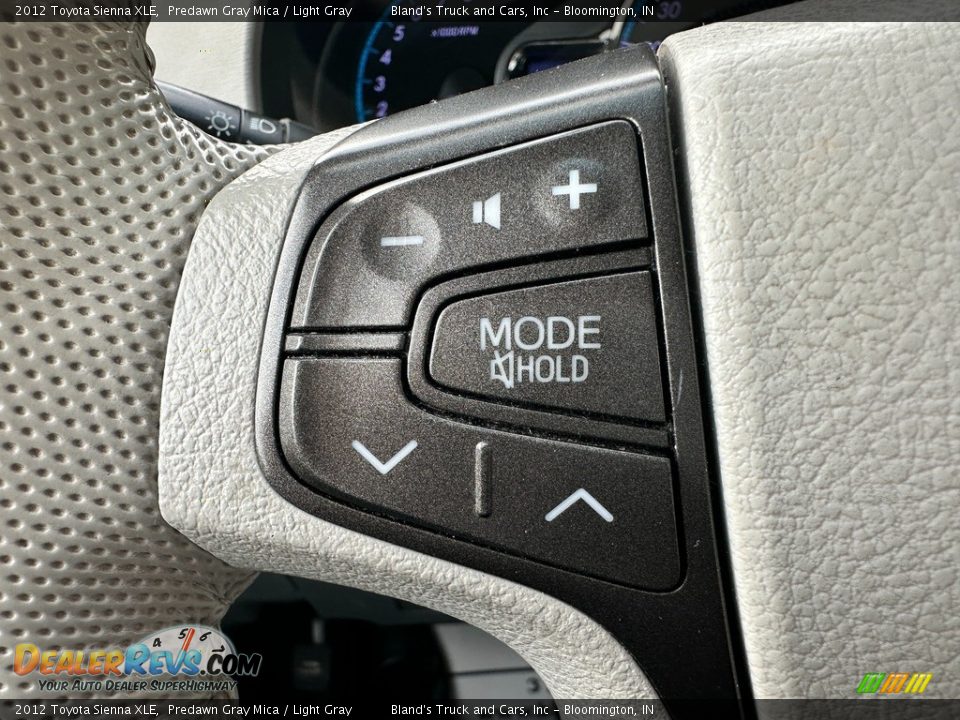 2012 Toyota Sienna XLE Predawn Gray Mica / Light Gray Photo #13