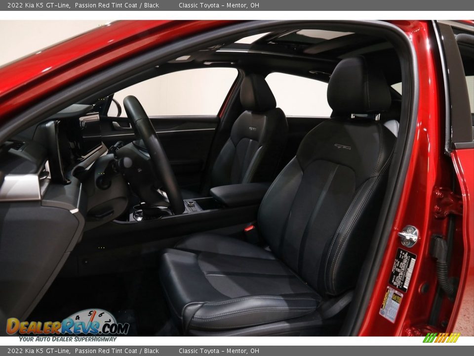 Front Seat of 2022 Kia K5 GT-Line Photo #5