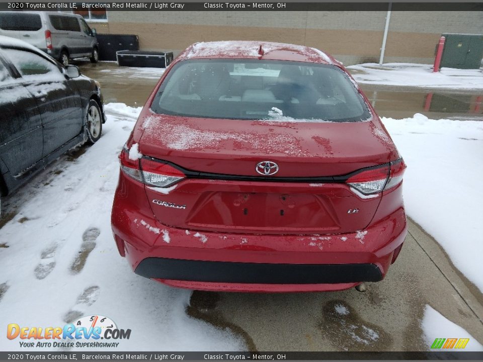 2020 Toyota Corolla LE Barcelona Red Metallic / Light Gray Photo #2