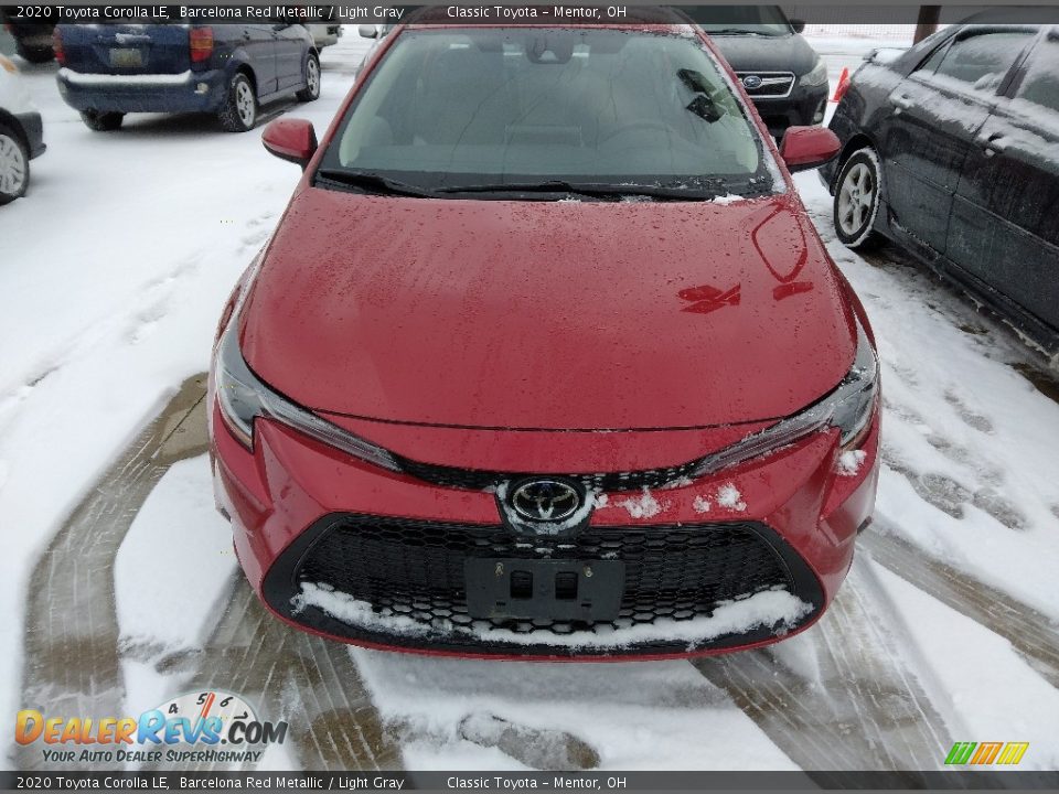 2020 Toyota Corolla LE Barcelona Red Metallic / Light Gray Photo #4