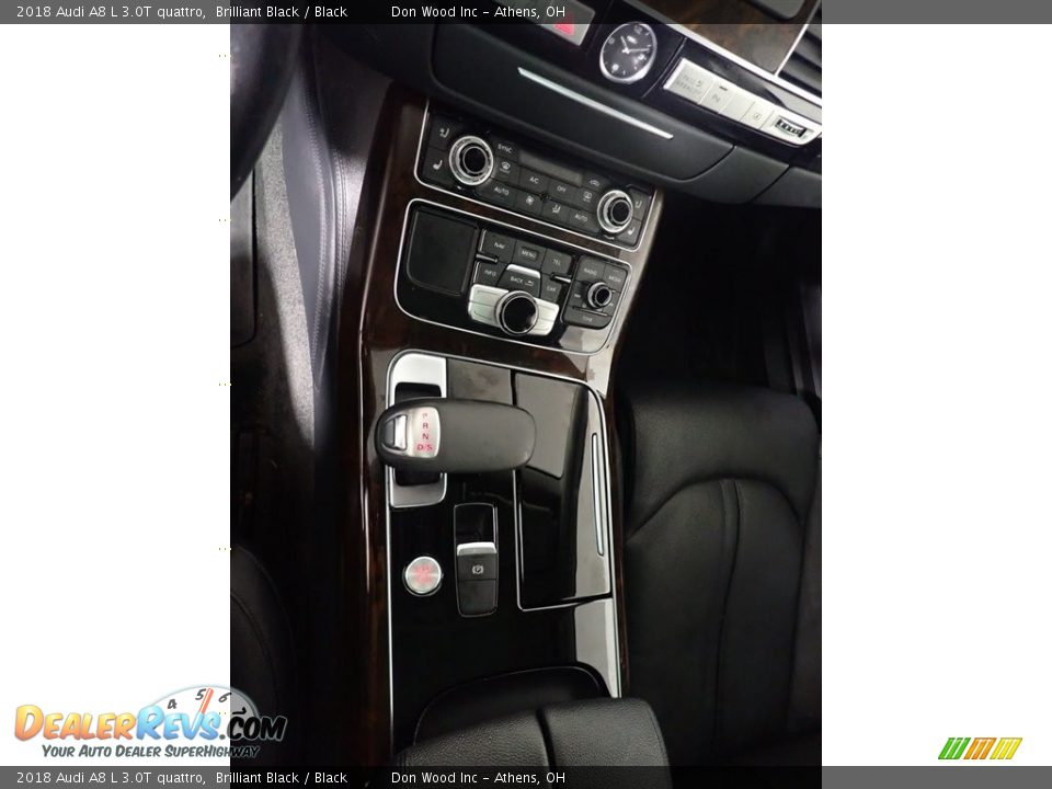 Controls of 2018 Audi A8 L 3.0T quattro Photo #31