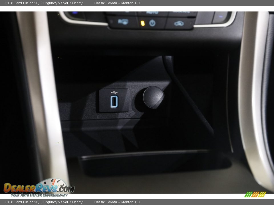 2018 Ford Fusion SE Burgundy Velvet / Ebony Photo #15