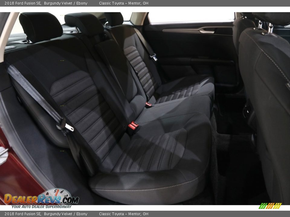 2018 Ford Fusion SE Burgundy Velvet / Ebony Photo #18