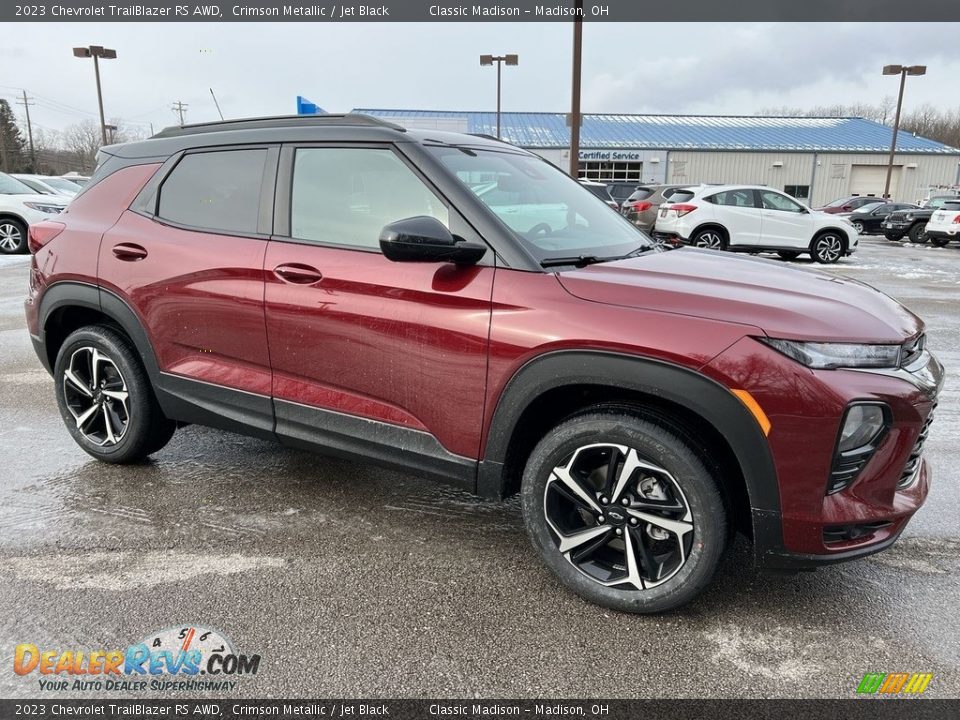 Front 3/4 View of 2023 Chevrolet TrailBlazer RS AWD Photo #4