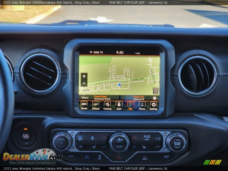 2023 Jeep Wrangler Unlimited Sahara 4XE Hybrid Sting-Gray / Black Photo #10