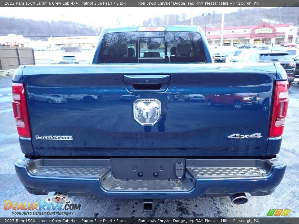 2023 Ram 1500 Laramie Crew Cab 4x4 Patriot Blue Pearl / Black Photo #4