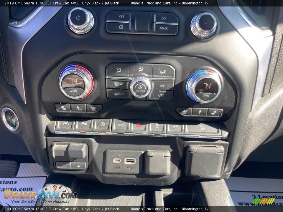 2019 GMC Sierra 1500 SLT Crew Cab 4WD Onyx Black / Jet Black Photo #27