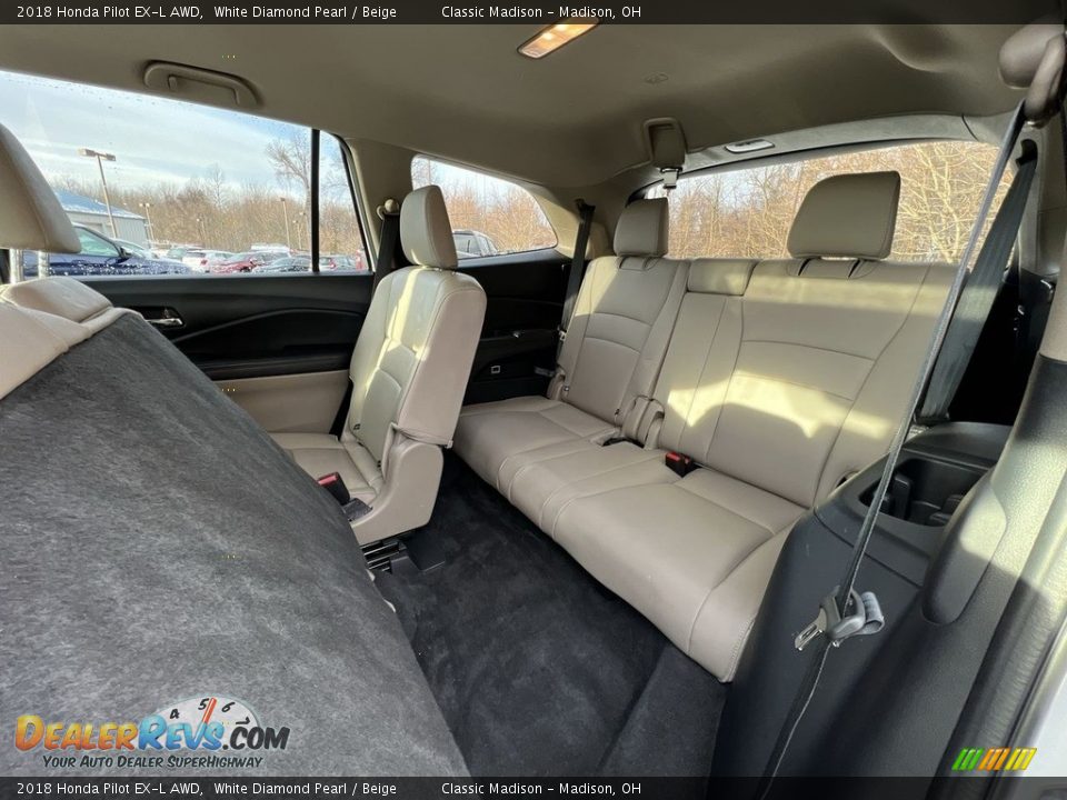 2018 Honda Pilot EX-L AWD White Diamond Pearl / Beige Photo #18