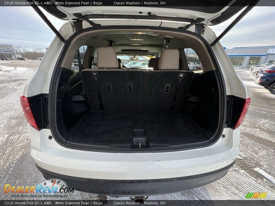 2018 Honda Pilot EX-L AWD White Diamond Pearl / Beige Photo #19