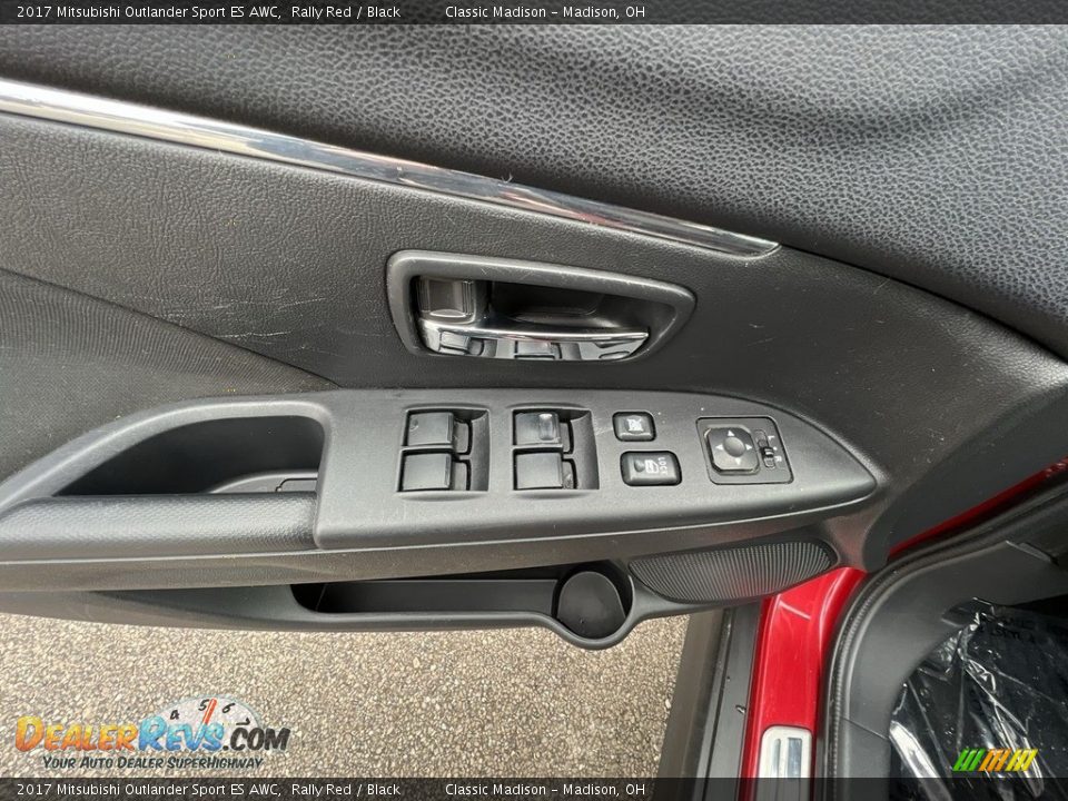 Door Panel of 2017 Mitsubishi Outlander Sport ES AWC Photo #8