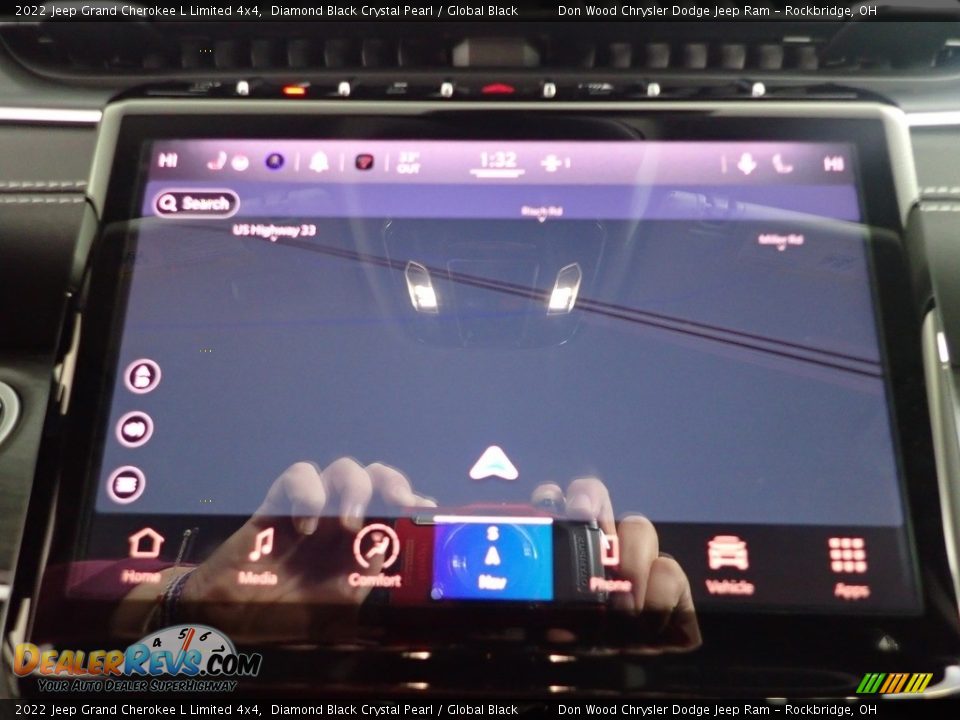 2022 Jeep Grand Cherokee L Limited 4x4 Diamond Black Crystal Pearl / Global Black Photo #4