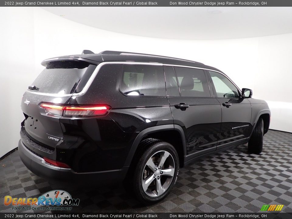 2022 Jeep Grand Cherokee L Limited 4x4 Diamond Black Crystal Pearl / Global Black Photo #12