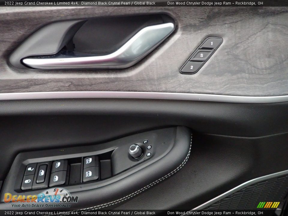 2022 Jeep Grand Cherokee L Limited 4x4 Diamond Black Crystal Pearl / Global Black Photo #14