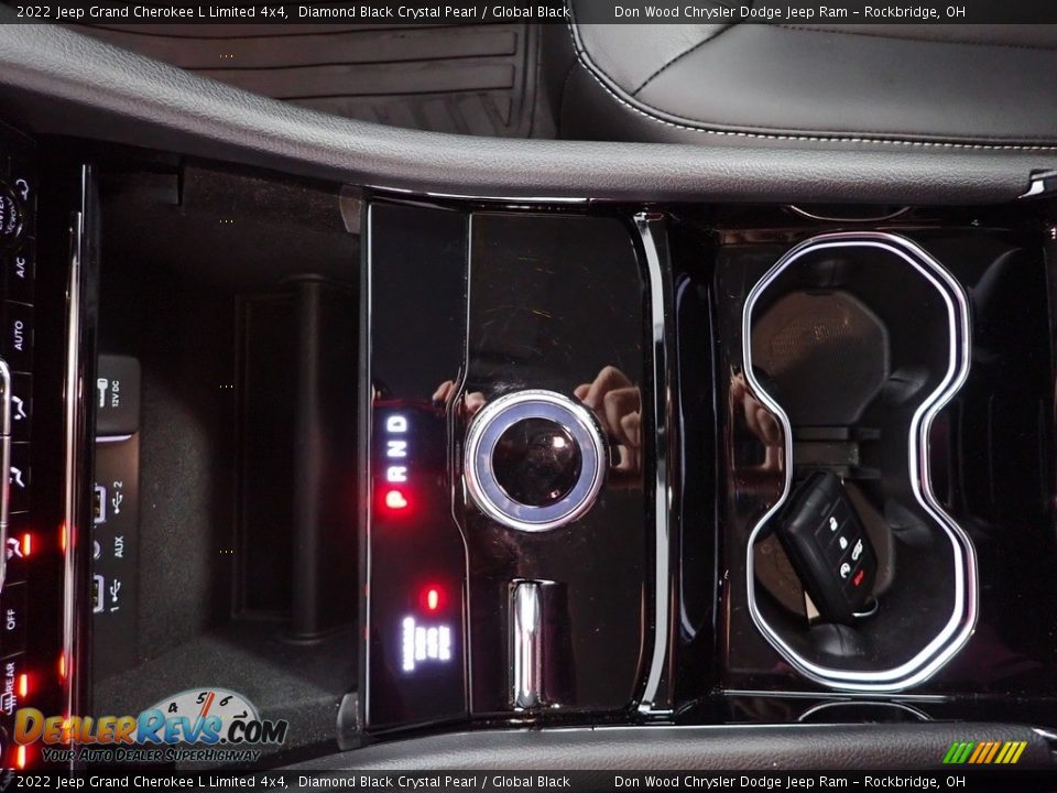 2022 Jeep Grand Cherokee L Limited 4x4 Diamond Black Crystal Pearl / Global Black Photo #22