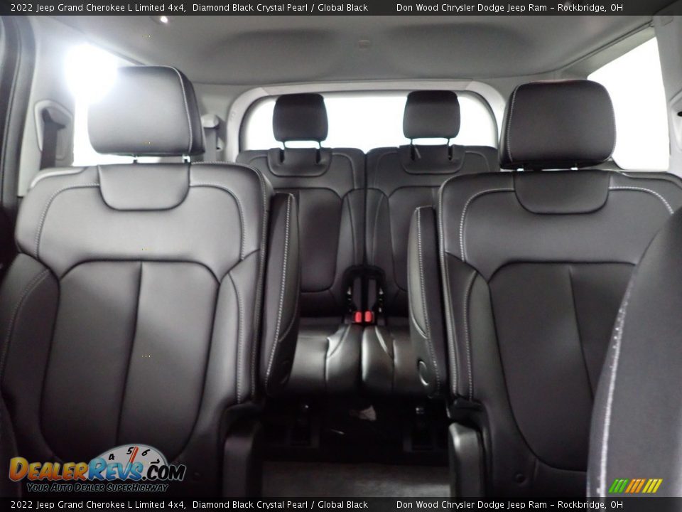 2022 Jeep Grand Cherokee L Limited 4x4 Diamond Black Crystal Pearl / Global Black Photo #24