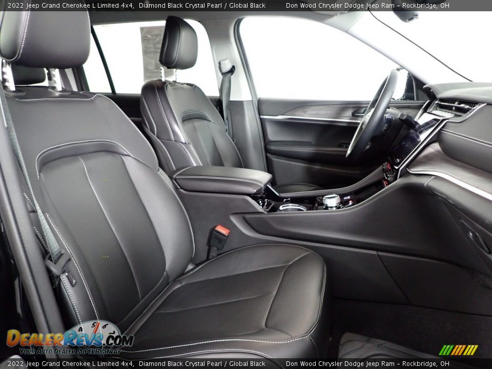 2022 Jeep Grand Cherokee L Limited 4x4 Diamond Black Crystal Pearl / Global Black Photo #31