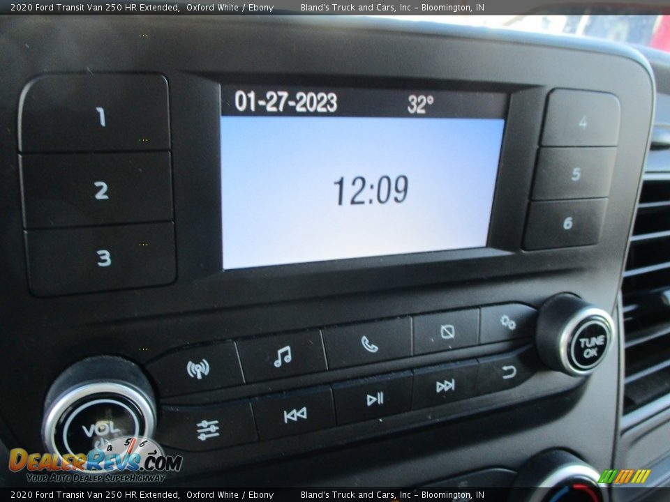 2020 Ford Transit Van 250 HR Extended Oxford White / Ebony Photo #16