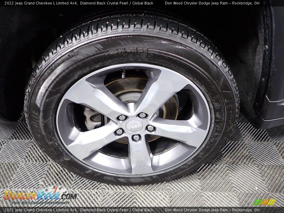 2022 Jeep Grand Cherokee L Limited 4x4 Diamond Black Crystal Pearl / Global Black Photo #35