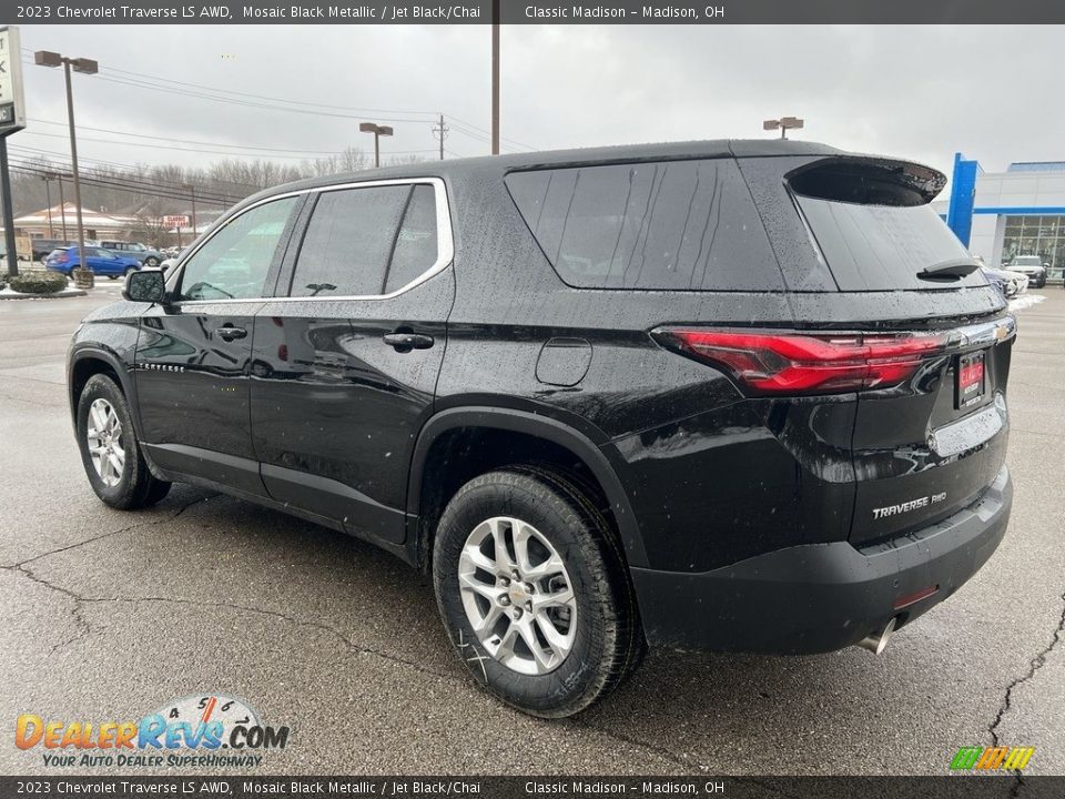 2023 Chevrolet Traverse LS AWD Mosaic Black Metallic / Jet Black/Chai Photo #2