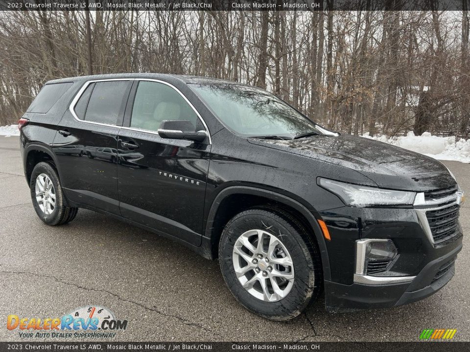 2023 Chevrolet Traverse LS AWD Mosaic Black Metallic / Jet Black/Chai Photo #4
