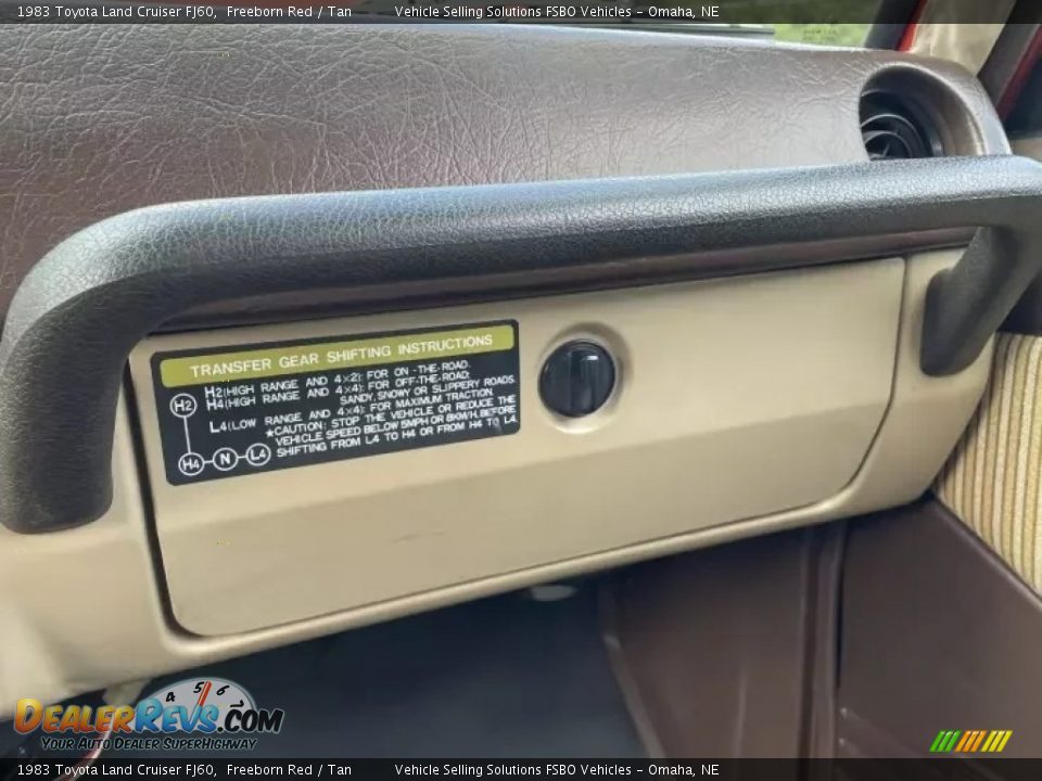 Dashboard of 1983 Toyota Land Cruiser FJ60 Photo #12