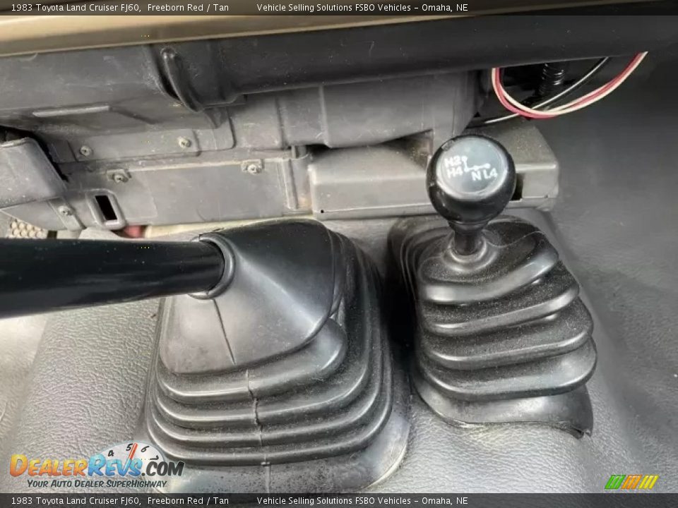 1983 Toyota Land Cruiser FJ60 Shifter Photo #15