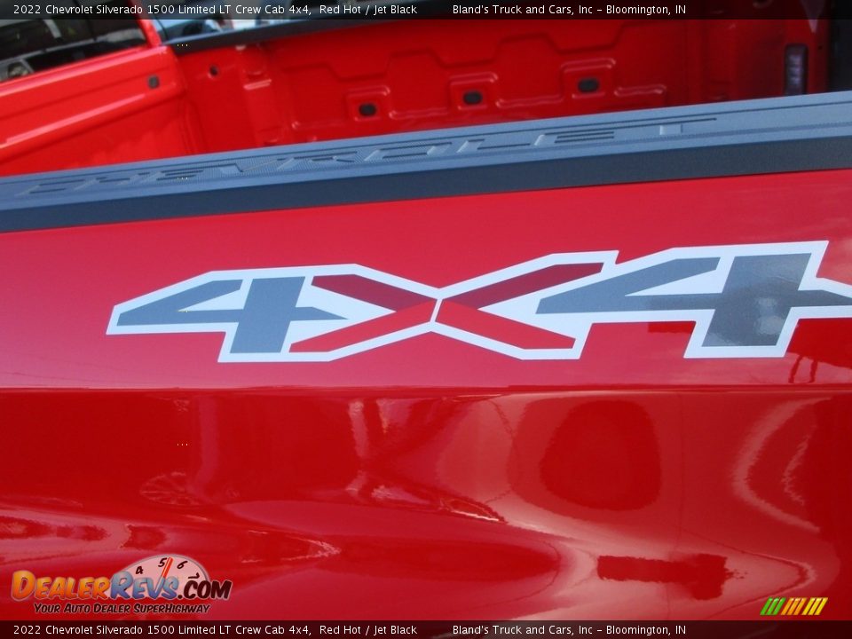 2022 Chevrolet Silverado 1500 Limited LT Crew Cab 4x4 Red Hot / Jet Black Photo #31