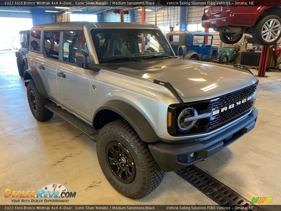 Iconic Silver Metallic 2022 Ford Bronco Wildtrak 4x4 4-Door Photo #25