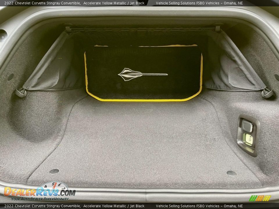 2022 Chevrolet Corvette Stingray Convertible Trunk Photo #19