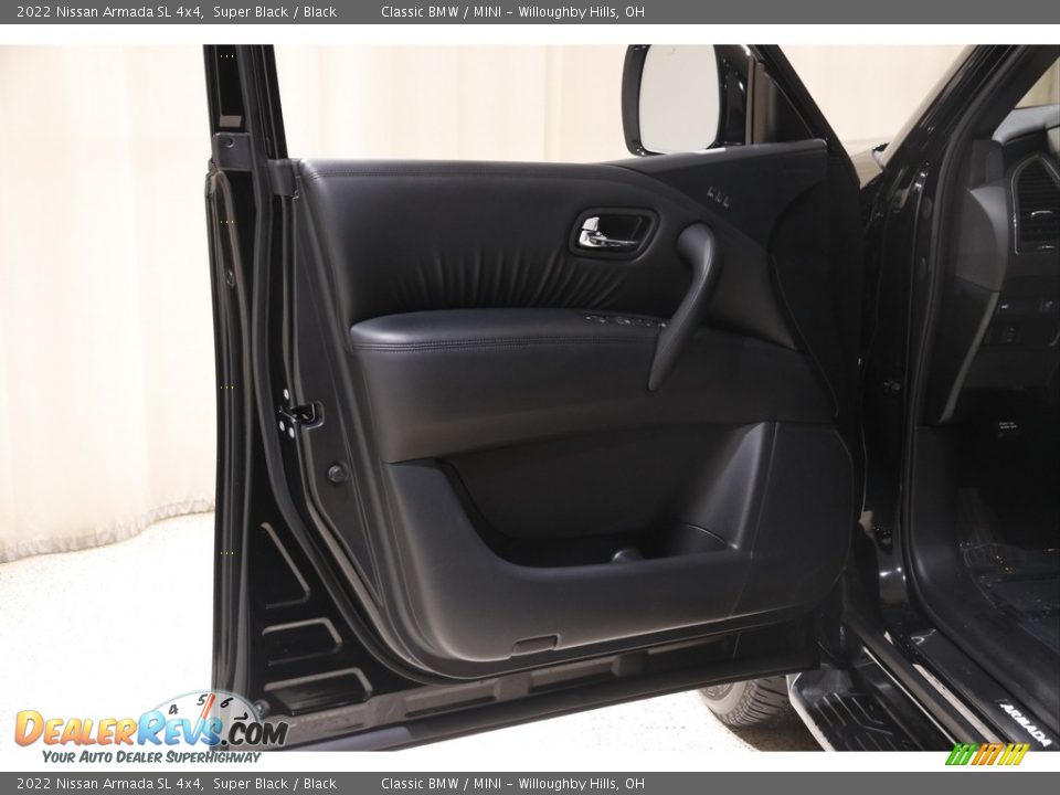 Door Panel of 2022 Nissan Armada SL 4x4 Photo #4