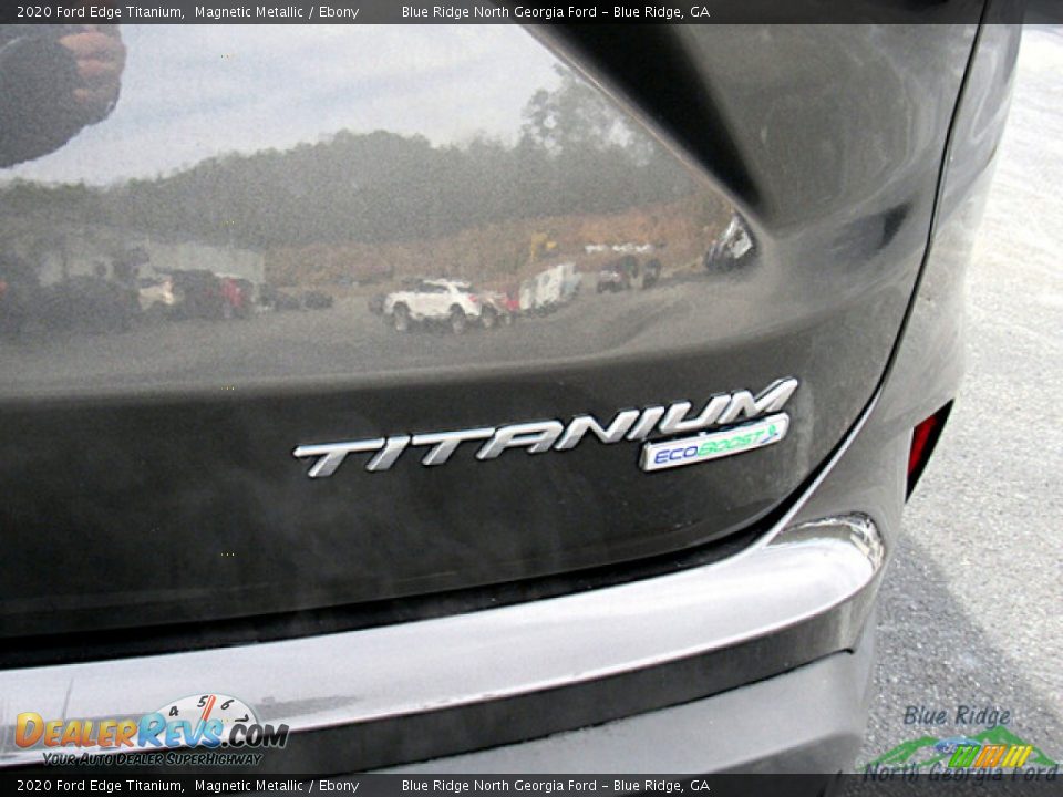 2020 Ford Edge Titanium Magnetic Metallic / Ebony Photo #32