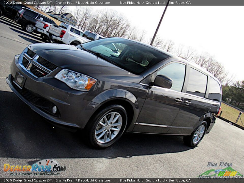 2020 Dodge Grand Caravan SXT Granite Pearl / Black/Light Graystone Photo #26