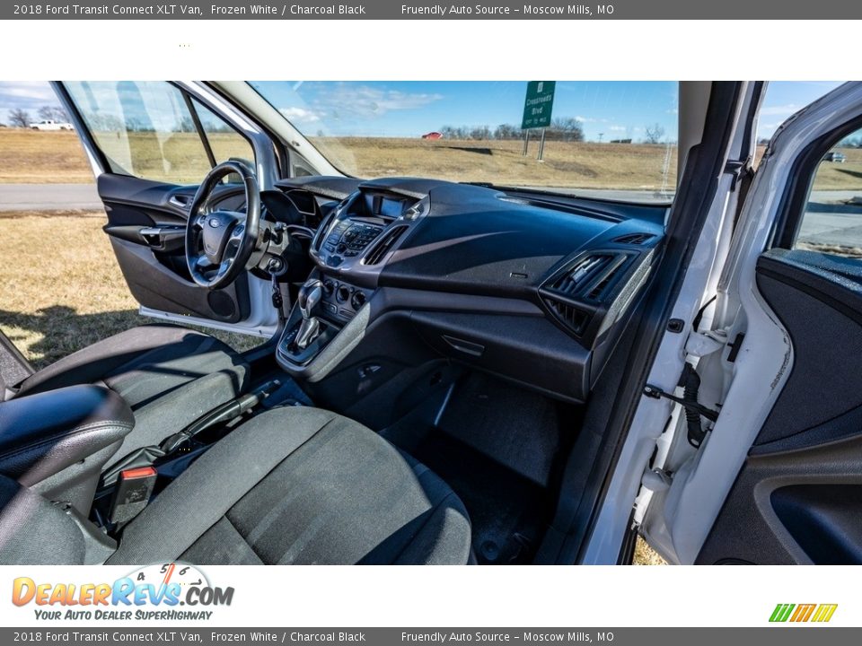 2018 Ford Transit Connect XLT Van Frozen White / Charcoal Black Photo #25